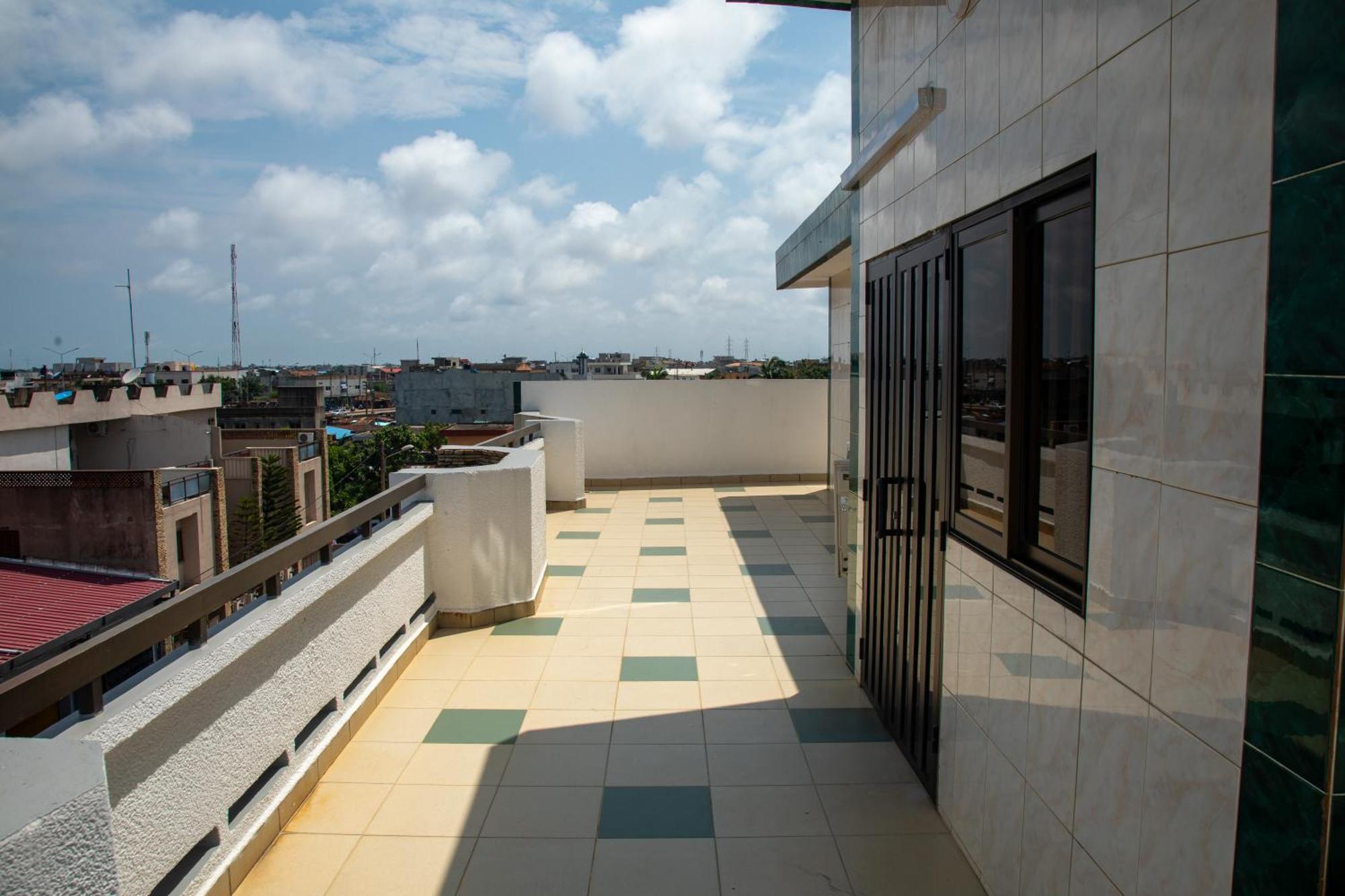 Residences Inaya Котону Екстериор снимка